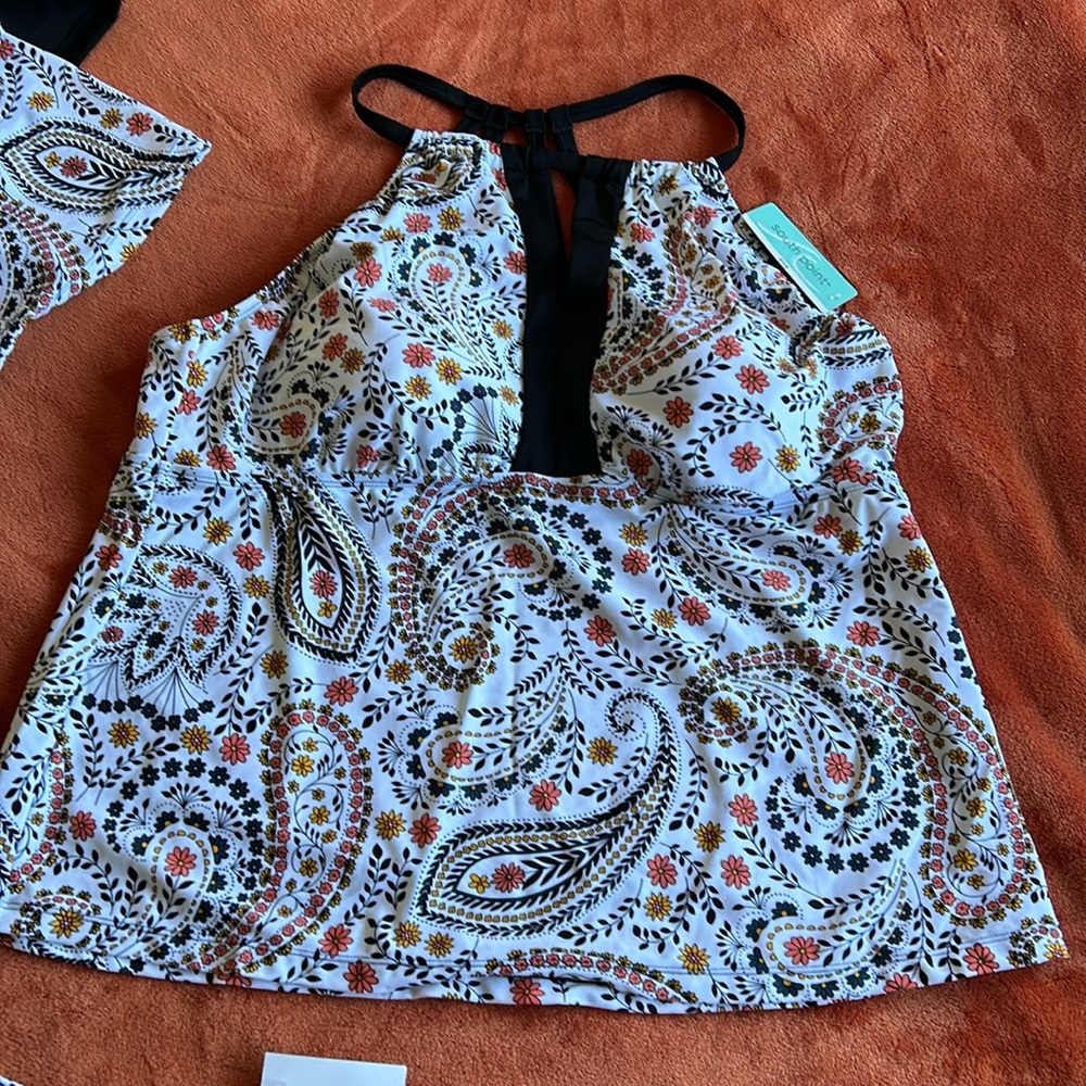 South Point, Woman’s Plus Size Tankini Top or Bottom Shorts - Picture 2 of 7